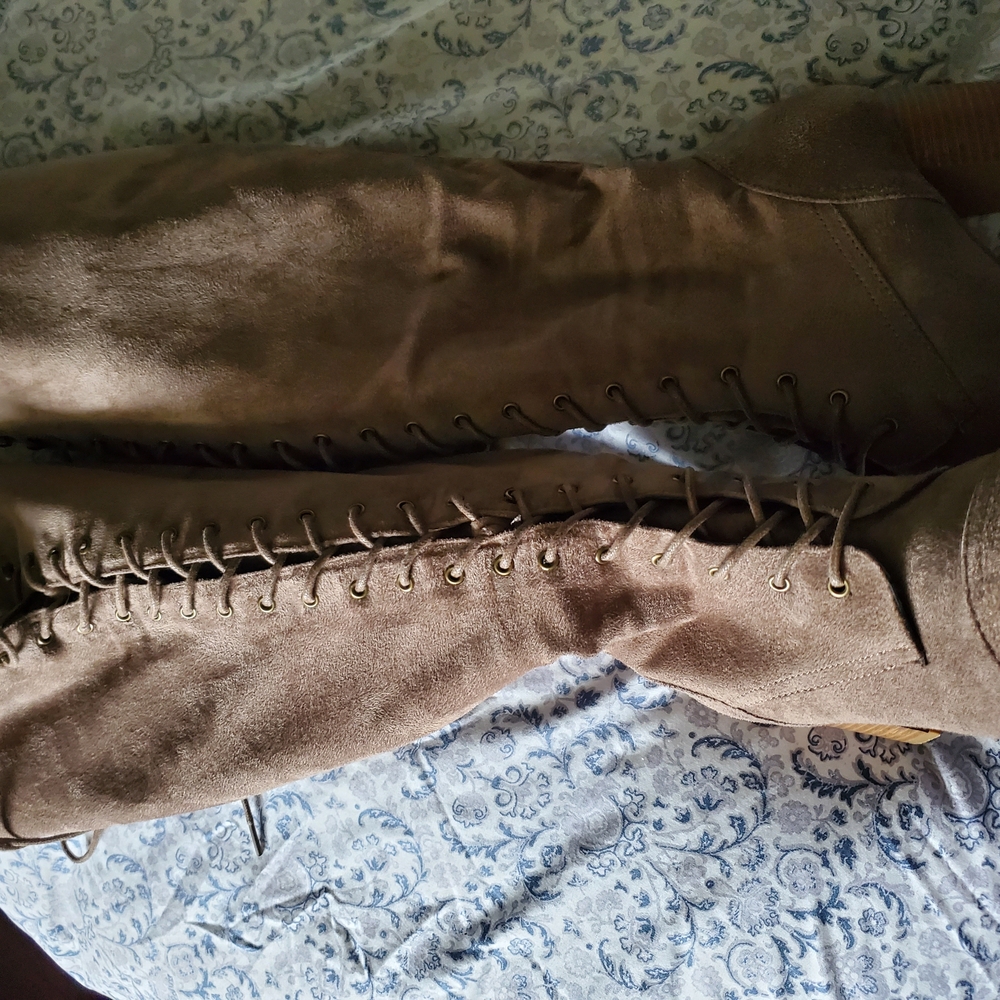 Above The Knee Lace-Up Boots
